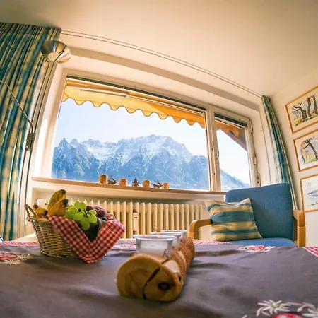 Apartment Ferienwohnung Pfennig Mittenwald